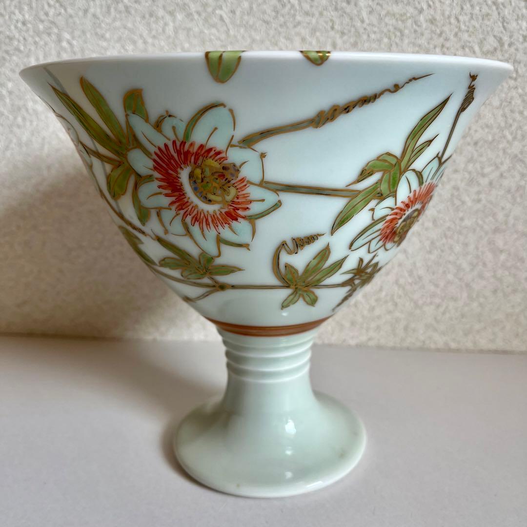 コンポート皿　作家物　色絵磁器　「時計草」