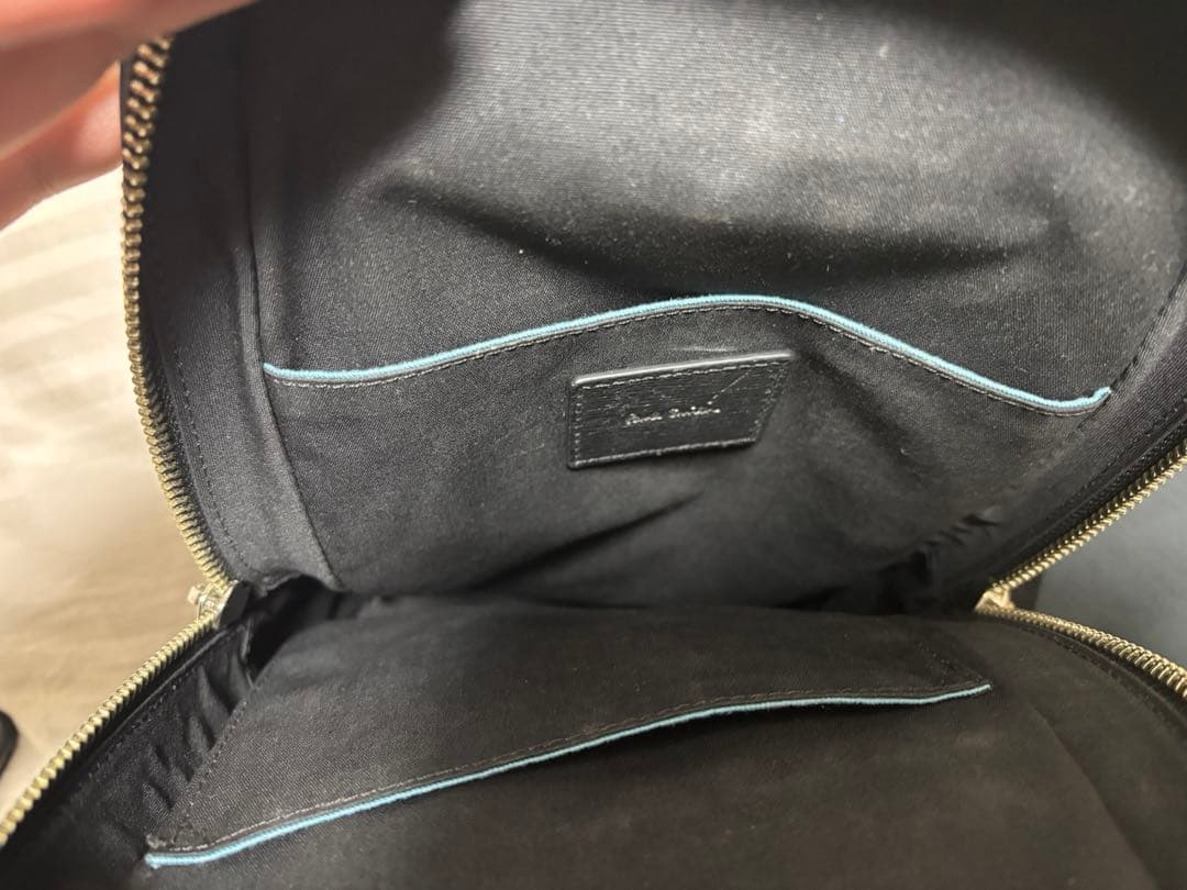 Paul Smith ポールスミス　ストローグレインレザー　ボディバッグ　黒