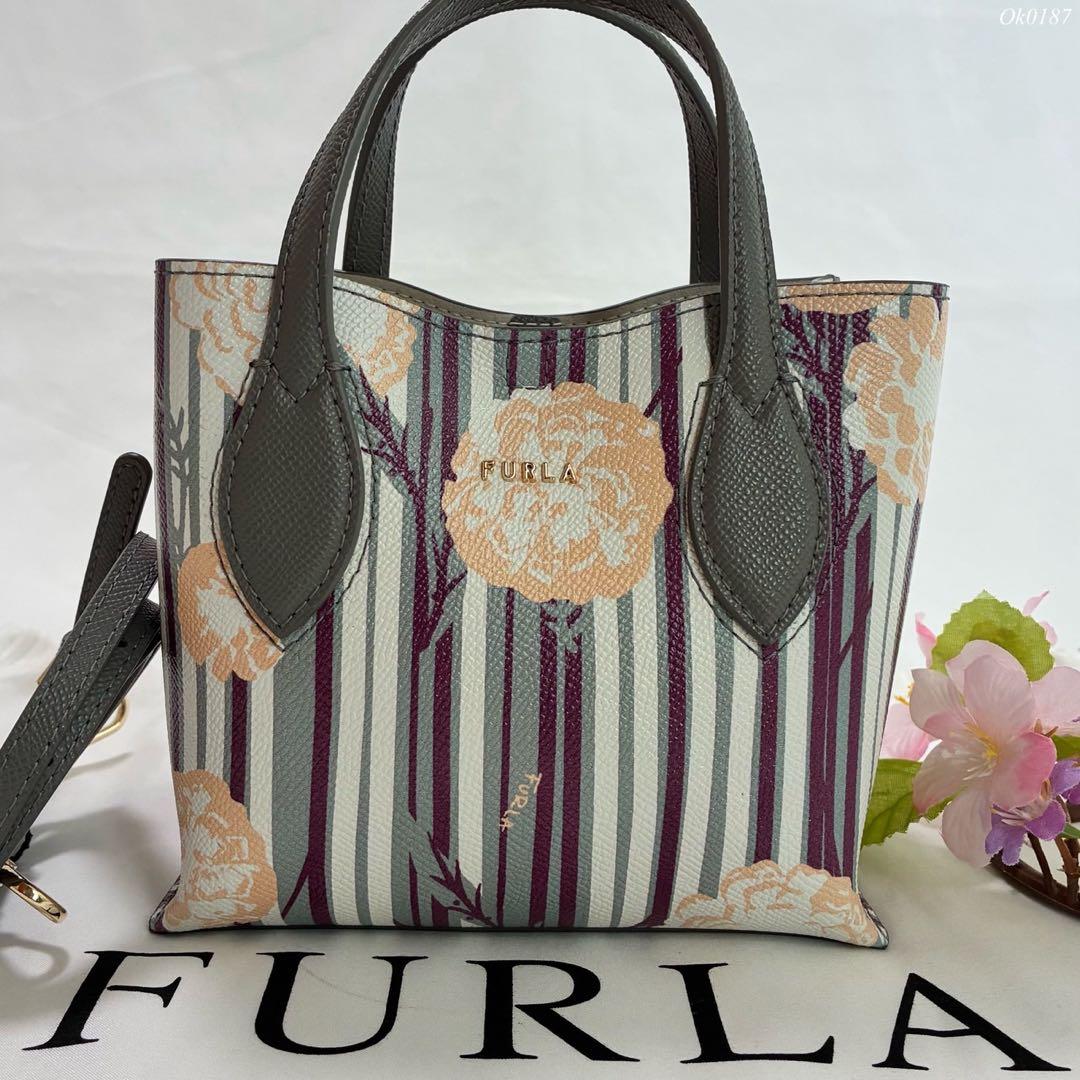 【未使用級】フルラ 2way エラ ハンドバッグ レザー 手提げ 斜め掛け 花柄