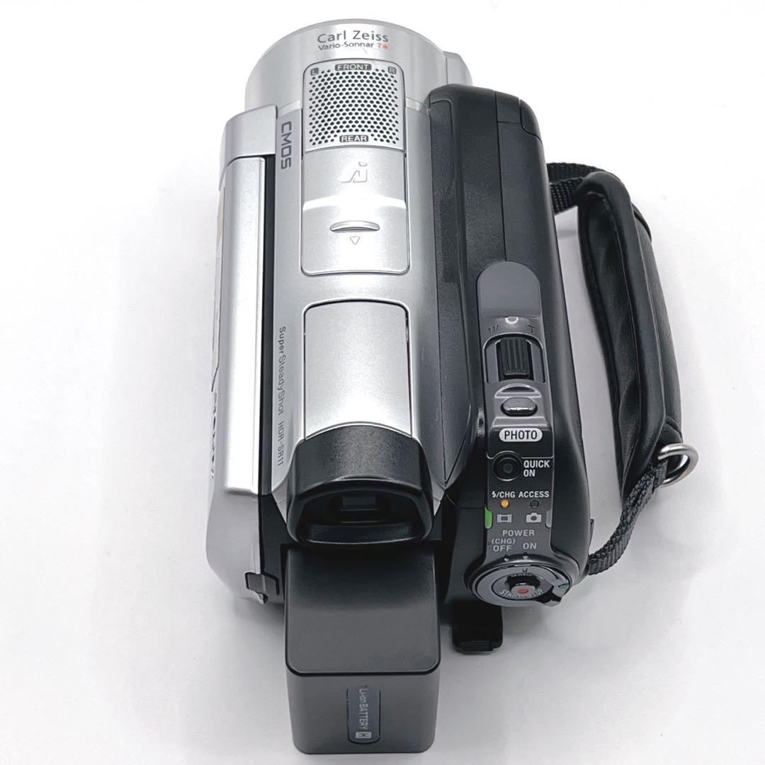 【未使用品級】 SONY HDR-SR11 ビデオカメラ バッテリー3個付き