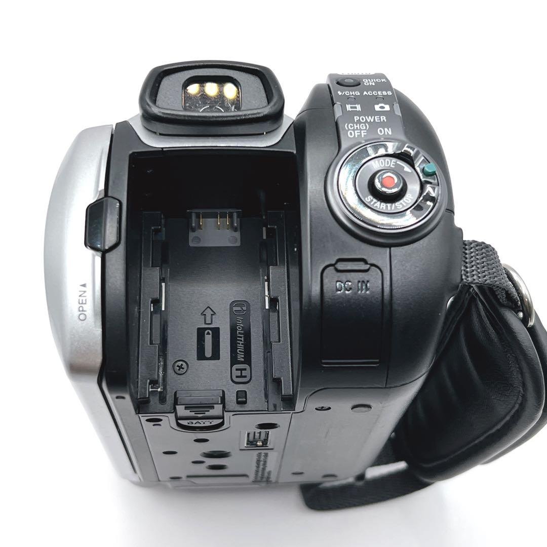 【未使用品級】 SONY HDR-SR11 ビデオカメラ バッテリー3個付き