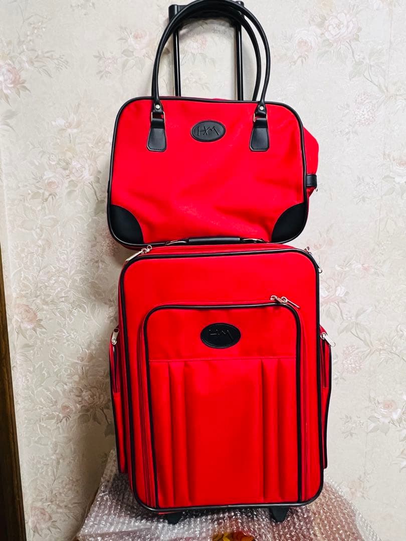 ハナエモリ キャリーバッグ&ボストンバック未使用品 森英恵 赤色 2点セット