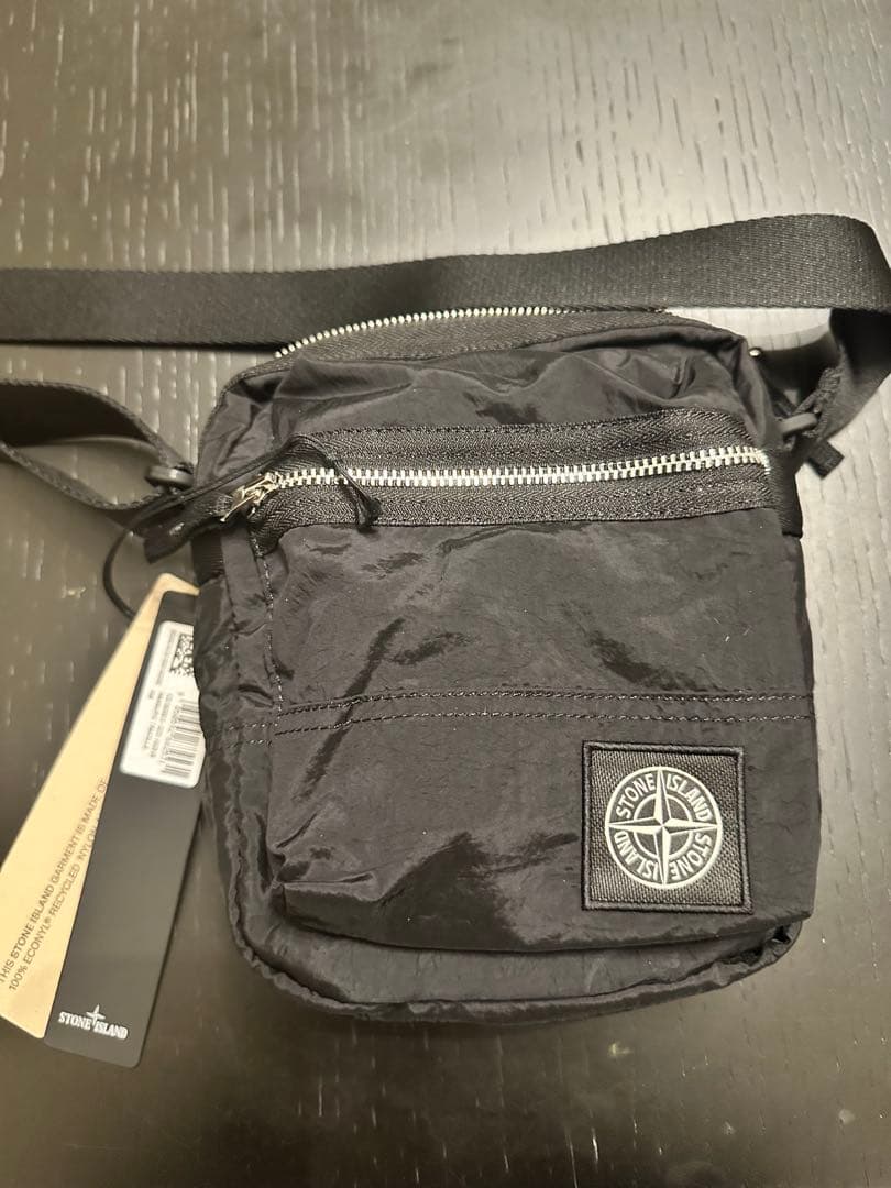 STONE  ストーンアイランド ボディバッグ　新品　未使用　本物