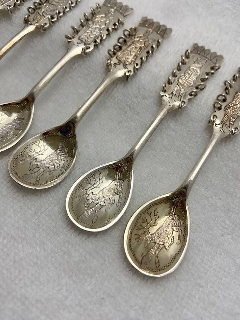 スウェーデン製 ハンドメイド シルバー スプーン 6本セット（2セット×3絵柄）