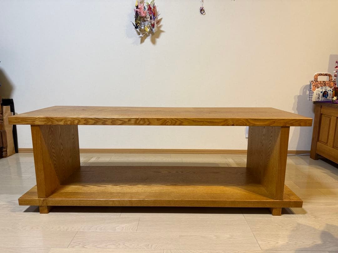 オーダー家具　クルミの木　テレビ台　飾り棚　本棚