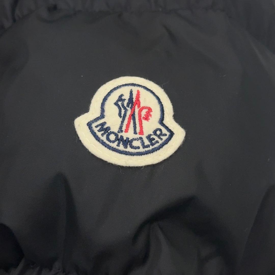 12026【タグ付き・QR鑑定済み】モンクレール　LENAR ダウンジャケット黒