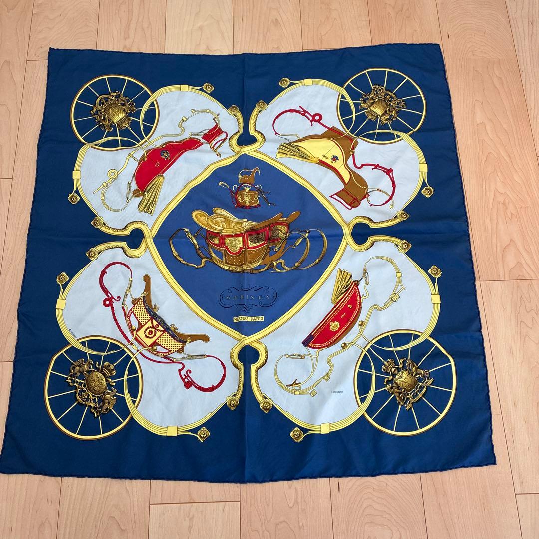 HERMESスカーフ 馬具デザイン