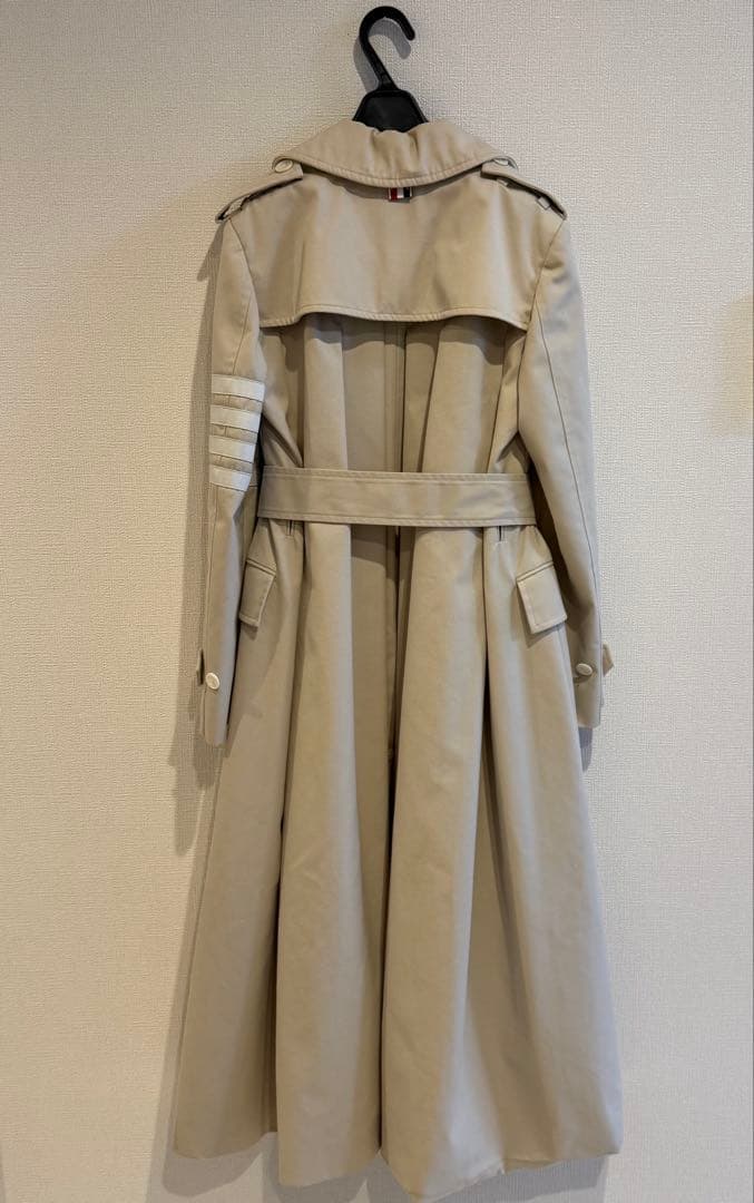 【THOM BROWNE★トムブラウン】ベージュ トレンチコート ストライプ裏地
