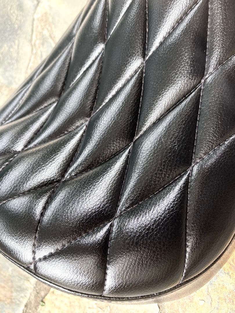 ハーレー　スポーツスター イージーライダース　 ダイヤステッチ ソロシート