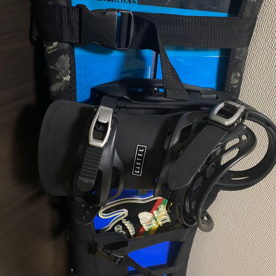 スノーボード Burton Cartel EST