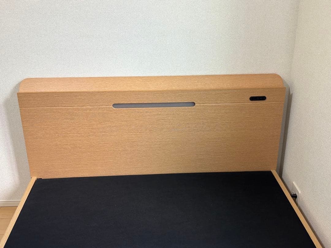 ベッドフレーム Mai