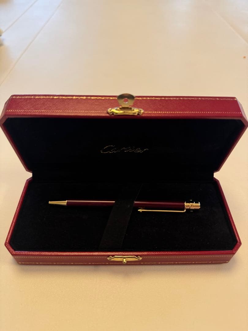 未使用品！ ★Cartierカルティエボールペン★専用ケース付