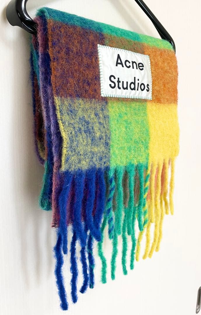 Acne Studios　ウールマフラー