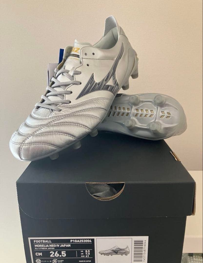 MIZUNO モレリアネオ4ジャパン　シルバー