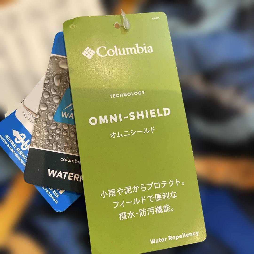 新品タグ付きコロンビア　スノーウェアFrosty Slope Set 110cm