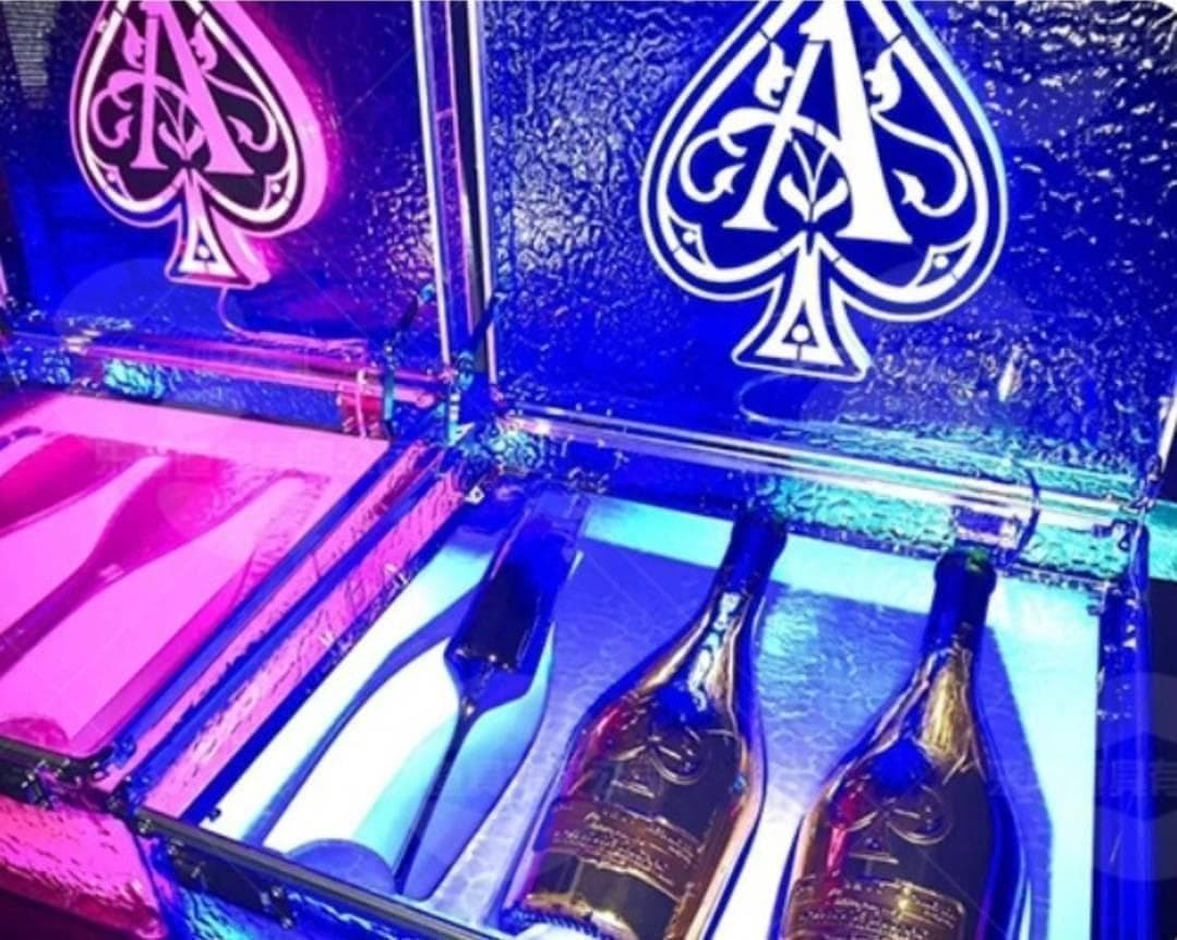 アルマンド ディスプレイ LED アタッシュ ケース ライト シャンパン