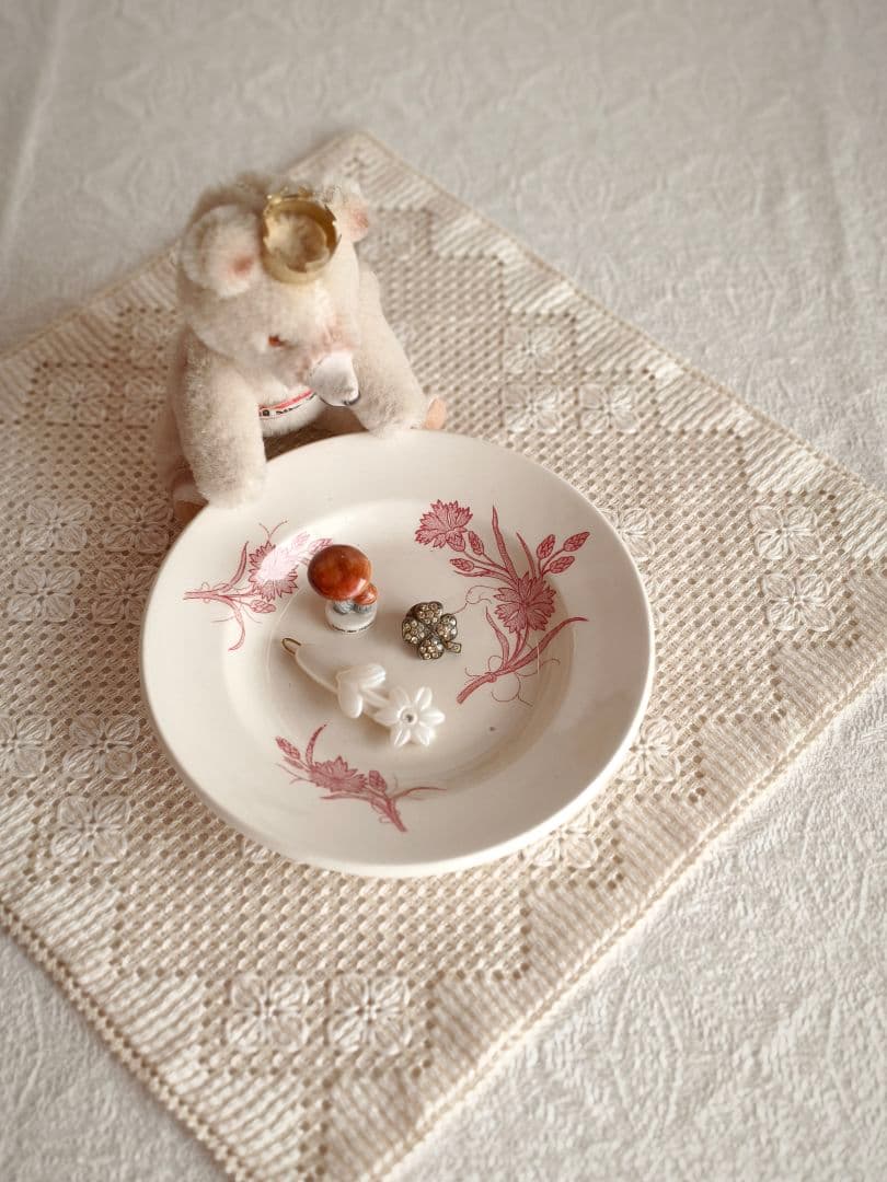 【mkuさま】vintage plate ❀ 矢車菊の 小さめ プレート