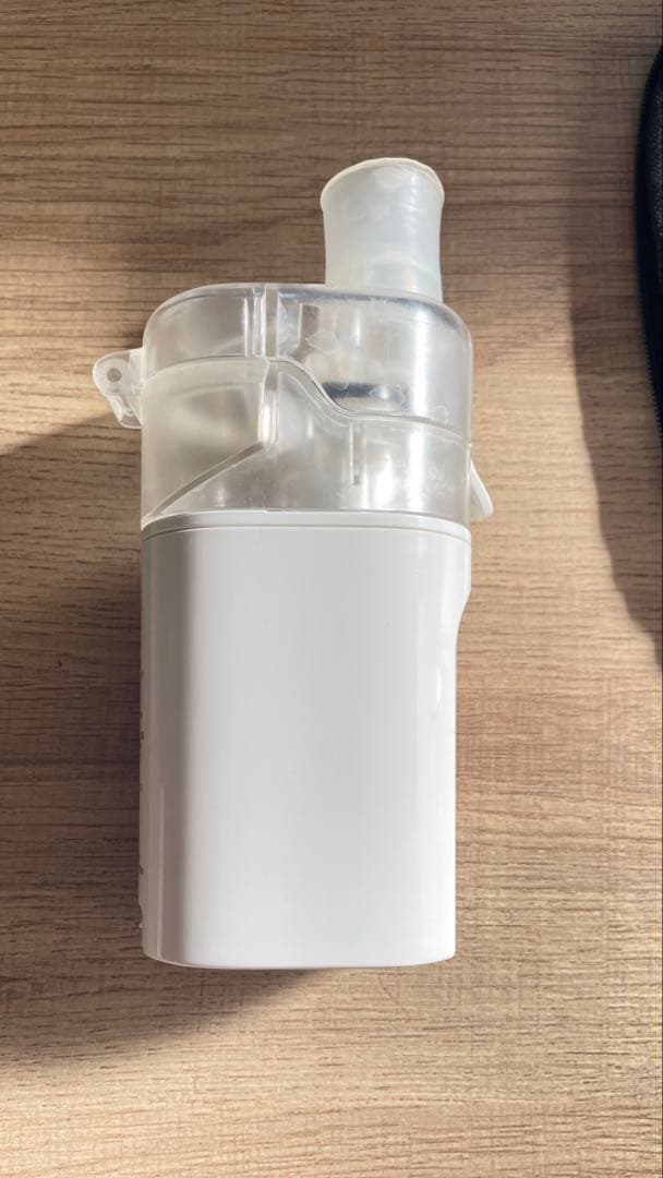 オムロン　メッシュ式 ネブライザ 　NE-U200 ネブライザー