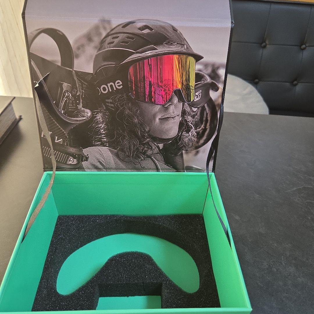 BONE ICEBRKR ゴーグル(ブルーレンズ)