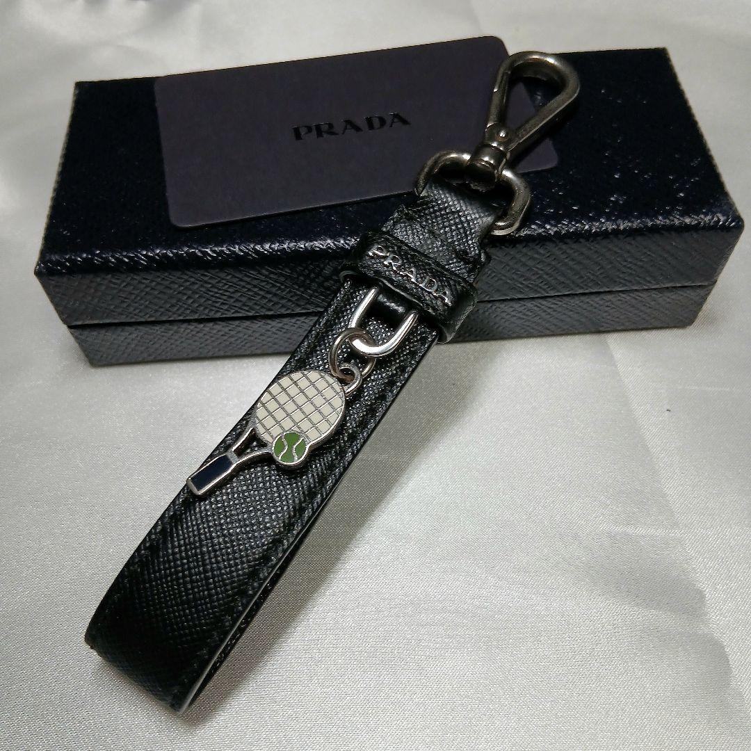 専用【PRADA】キーホルダー サフィアーノレザー テニスラケット 黒