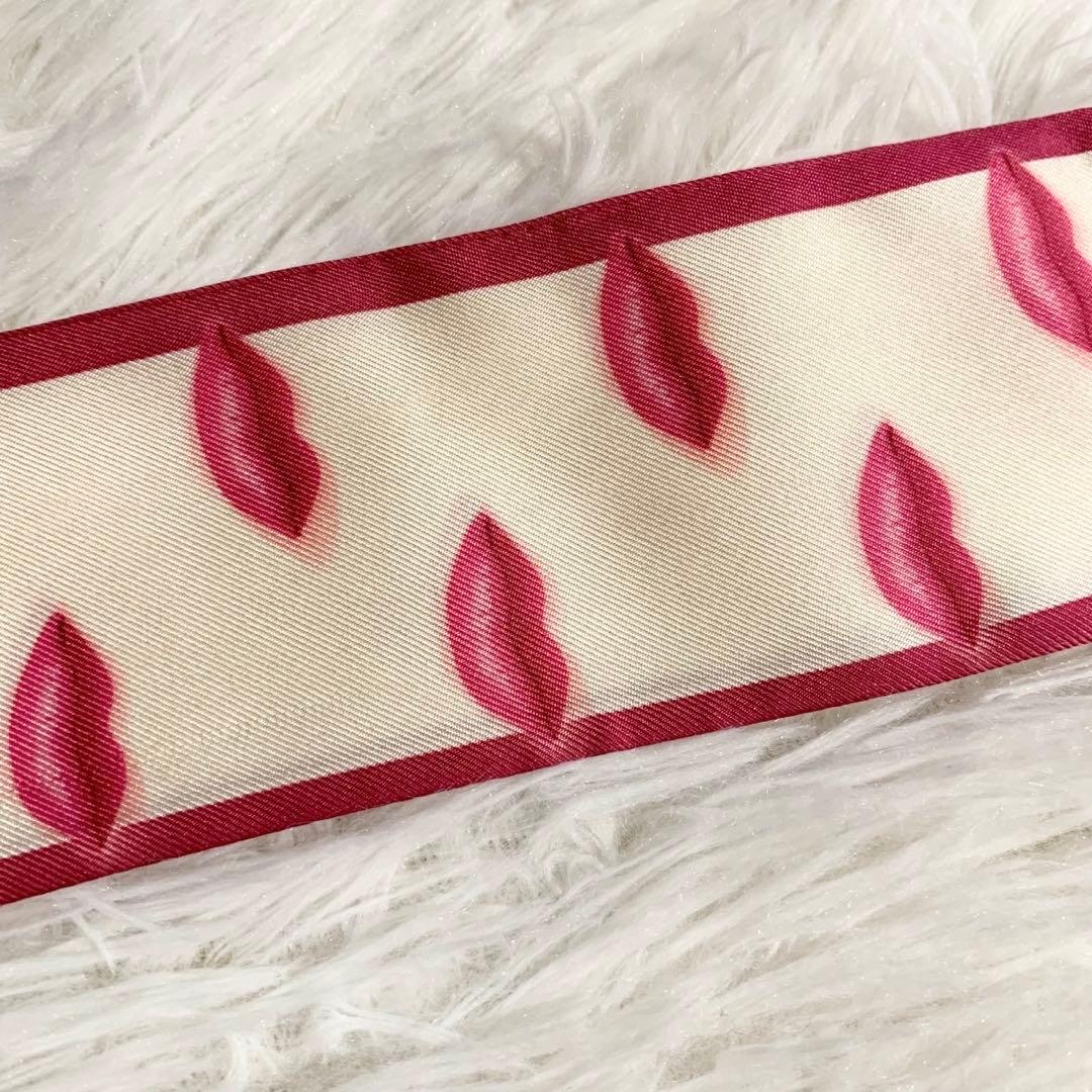 現行モデル✨　PRADA　プラダ　プリントシルクツイル　スキニースカーフ　リップ