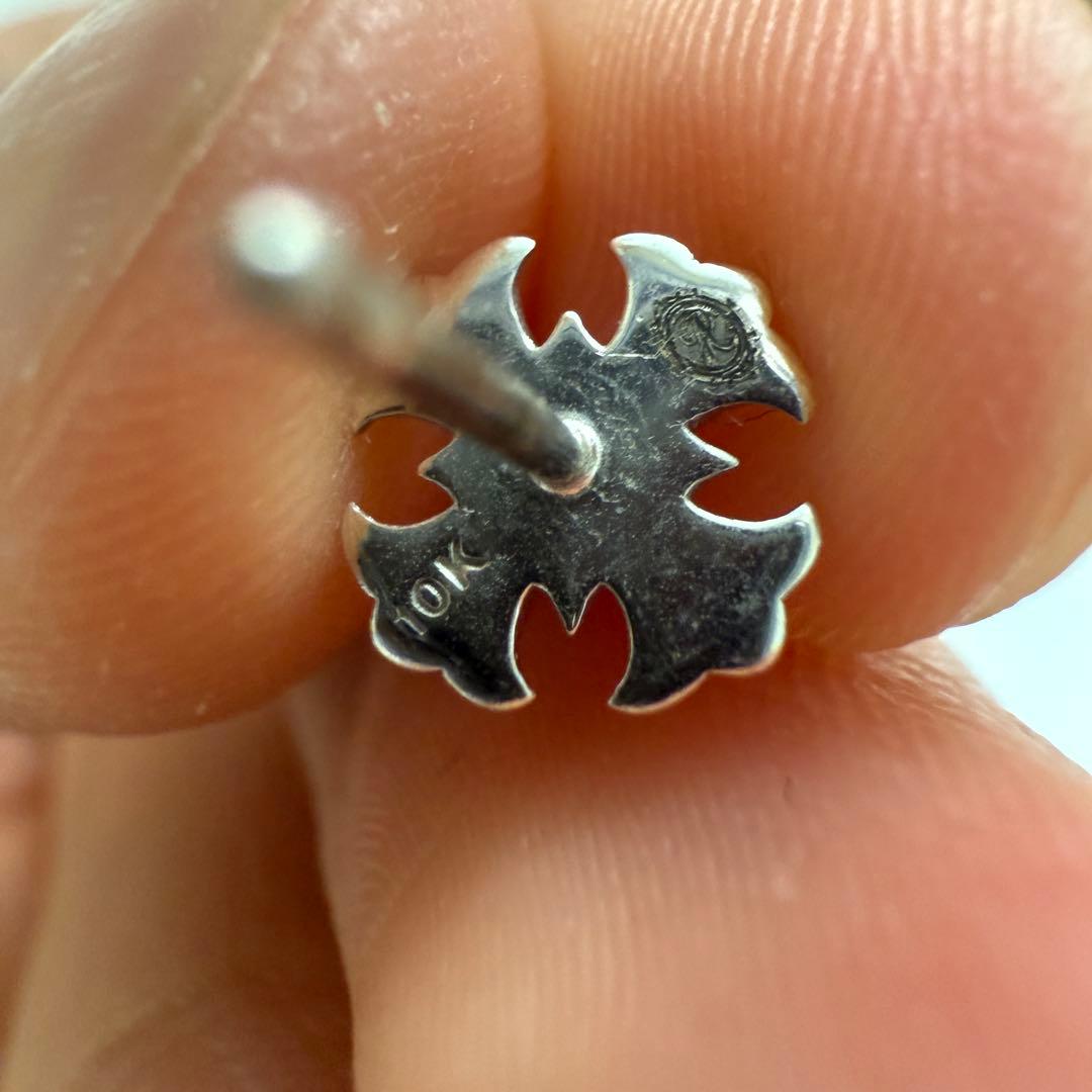 シルバー クロス　ダイヤモンド　ホワイトゴールド　ピアス　スタッドピアス