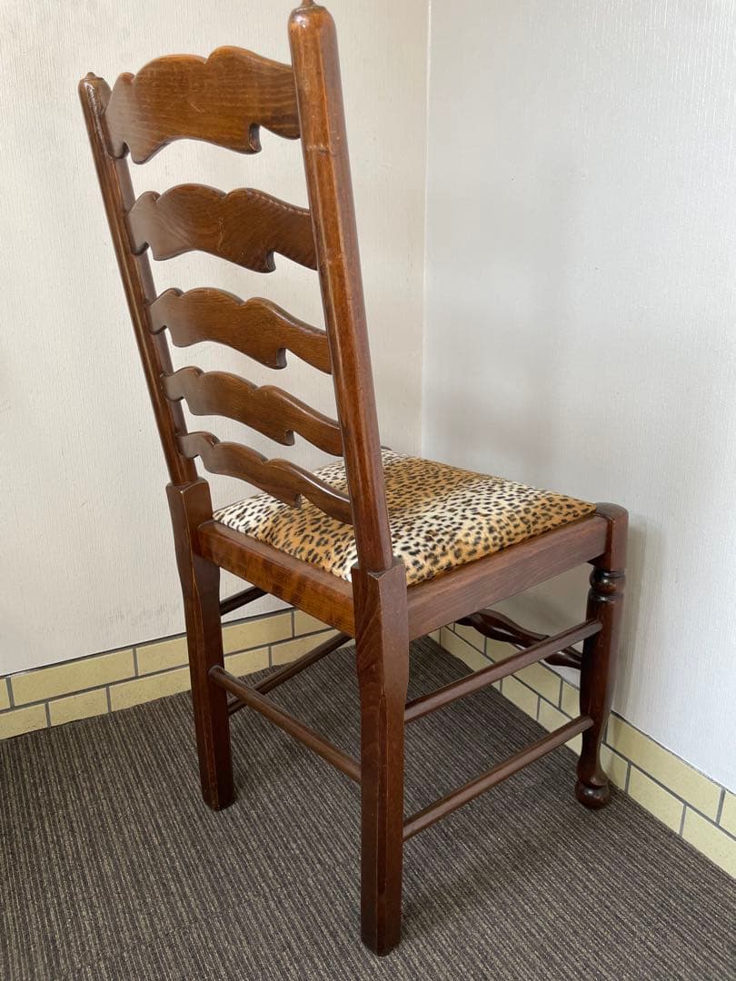 アンティークチェア　ハイバック　ダイニングチェア　ボールアンドクロウ脚　豹柄