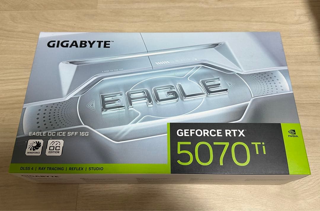 グラフィックボード・グラボ・ビデオカード GeForce RTX 5070 Ti EAGLE OC ICE SFF 16G