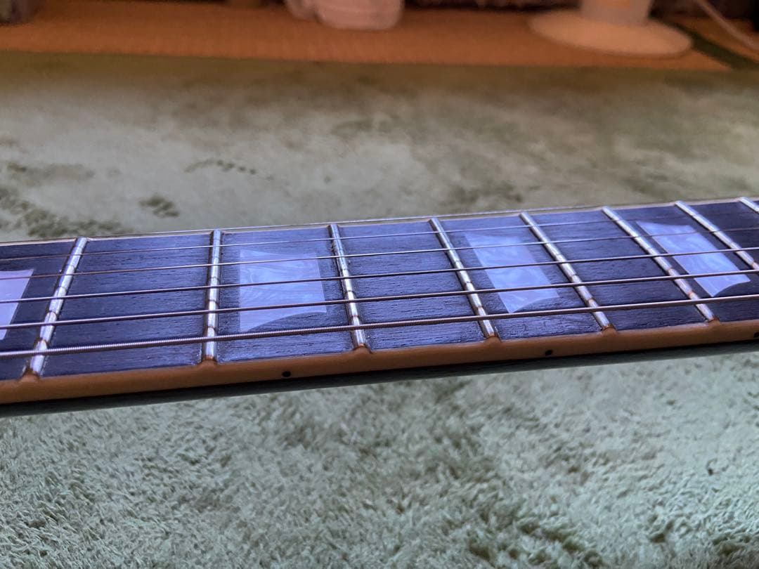 ル*ン様 PUフロントはギブソン製！チブソンLesPaul Standardペグ