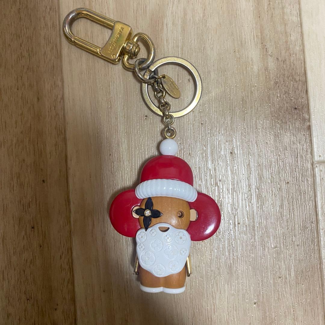 ルイ ヴィトン モノグラムフラワー ポルトクレ ヴィヴィエンヌ サンタクロース