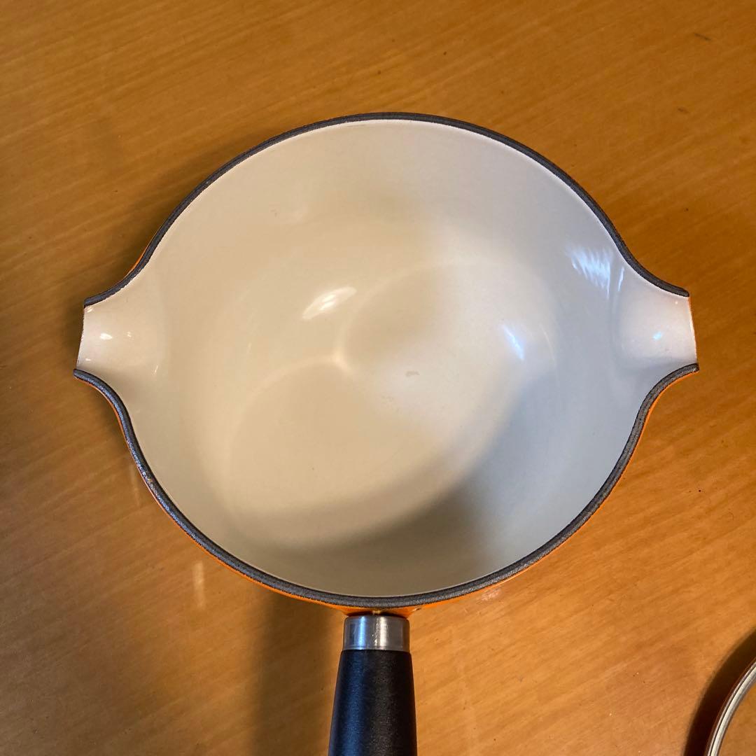 LE CREUSETオレンジ片手鍋（中型）