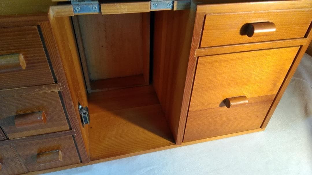 ビンテージ品　化粧台　アンティーク　小物入れ　木製 サ