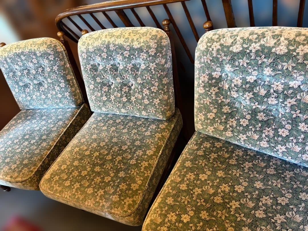 カリモク ソファ 3人掛け ラタン アームソファ レトロコロニアル　ファブリック