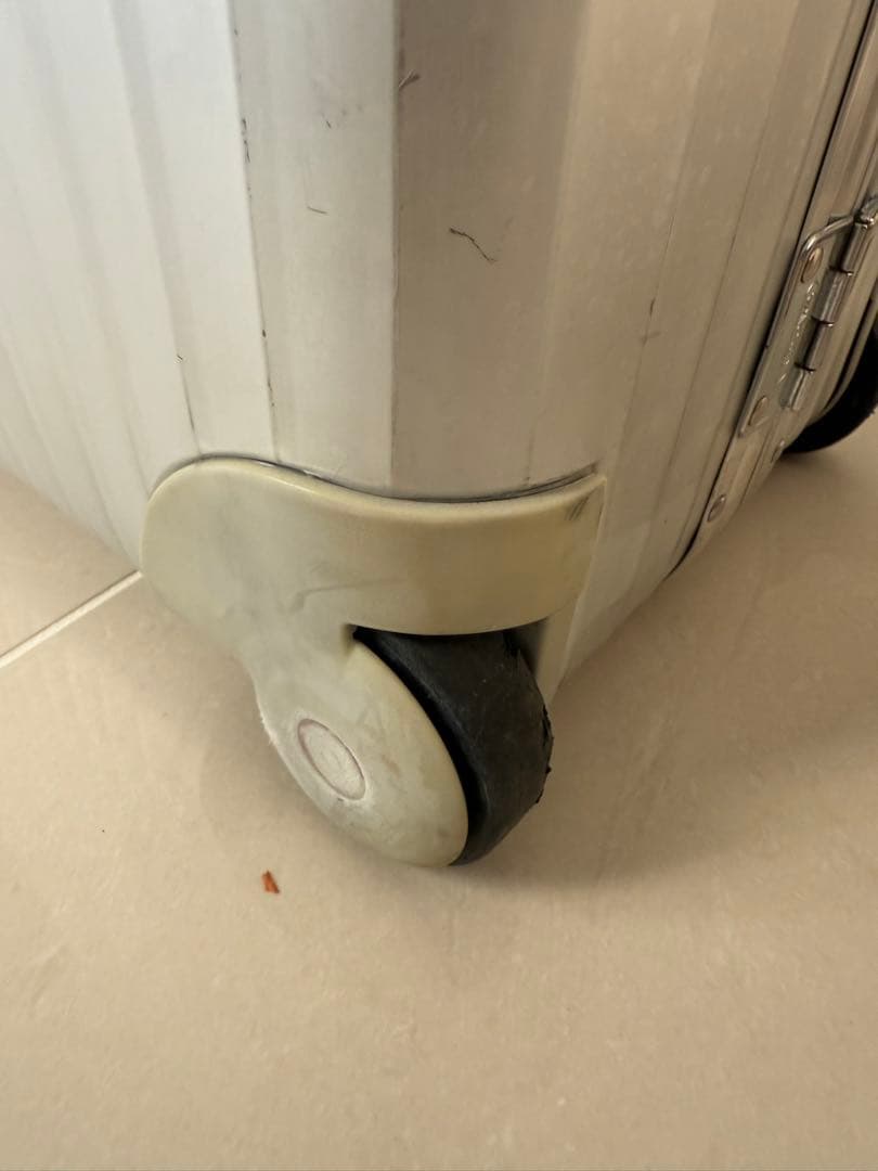 【4輪】リモワ トパーズ キャリーケース