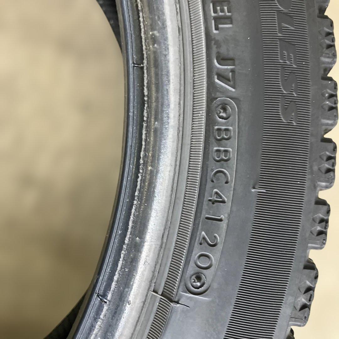 BRIDGESTONE 225/45R18BLIZZAKVRX2 4本クラウン