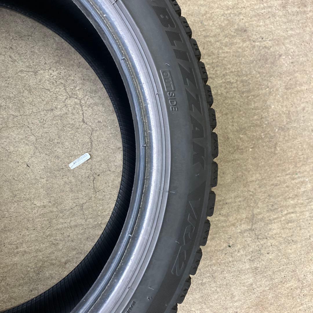BRIDGESTONE 225/45R18BLIZZAKVRX2 4本クラウン