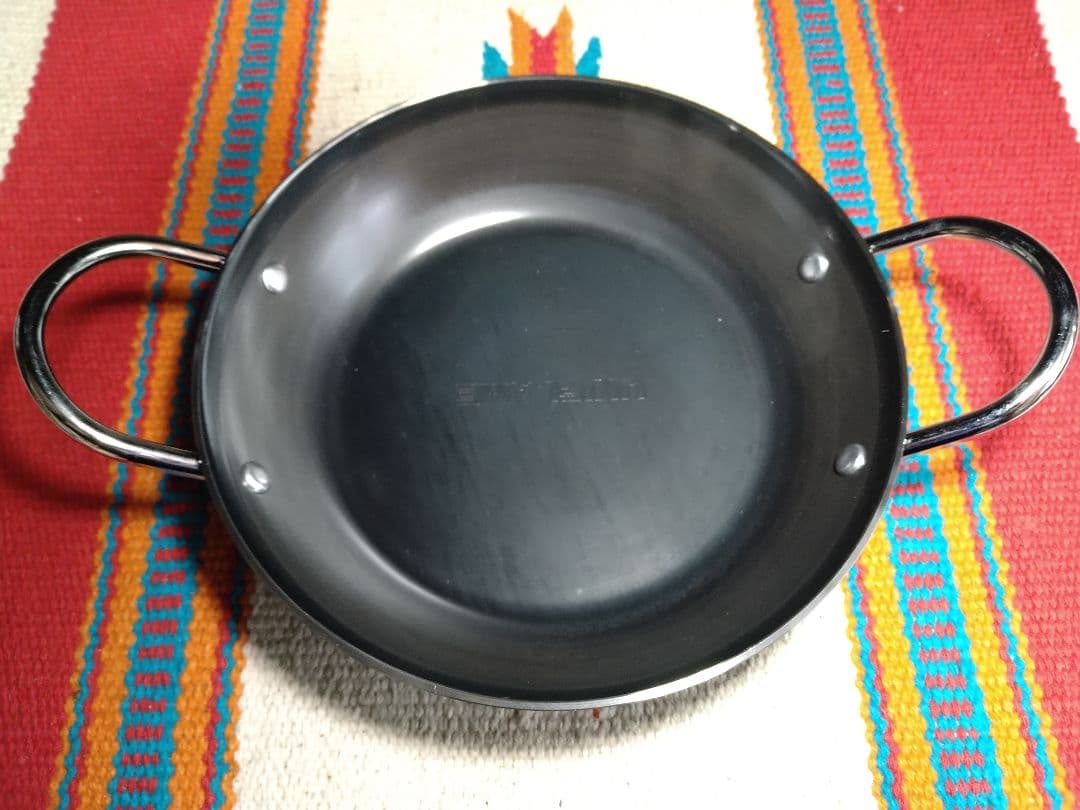 未使用の限定セット！ユニフレーム　ダッチオーブン　10インチスーパーディープ！