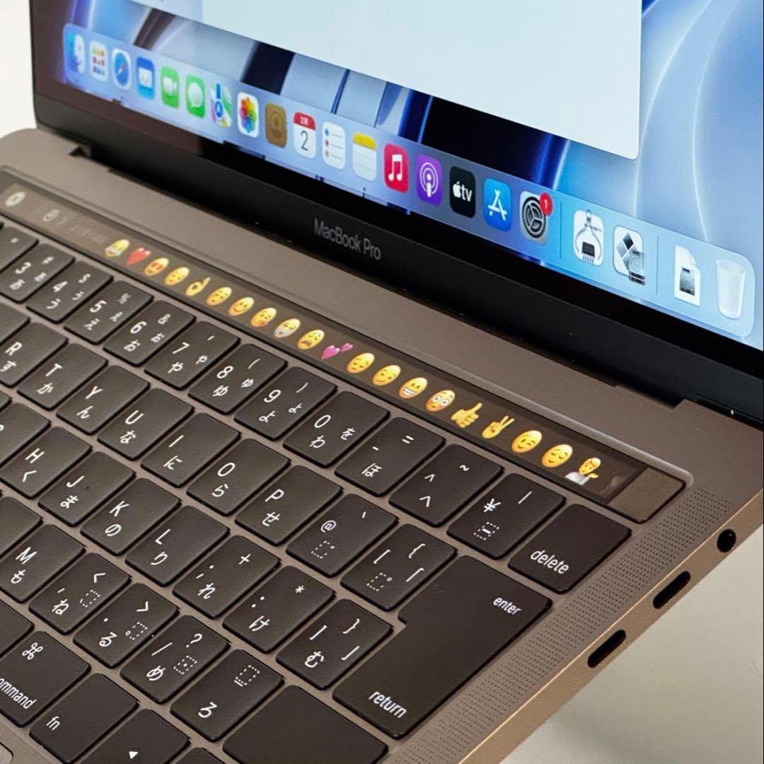 【新生活応援】MacBook Pro i7/16G/256G タッチバー搭載