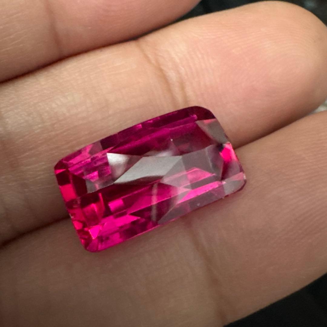 ルビールース　11.910ct