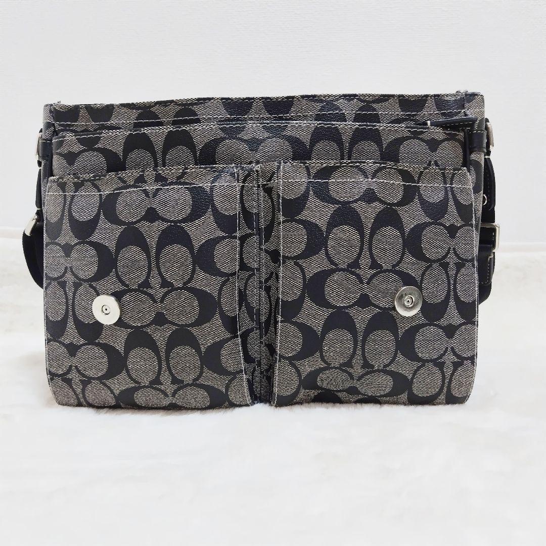 ✨超美品✨コーチ メッセンジャーバッグ シグネチャー PVC