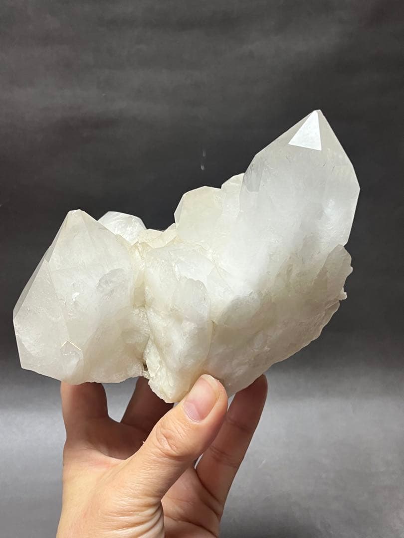 ブラジル産　水晶クラスター　1.3kg