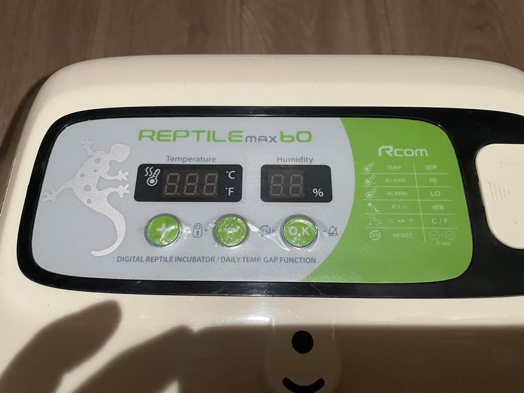 REPTILE max 60 デジタルインキュベーター 孵卵器