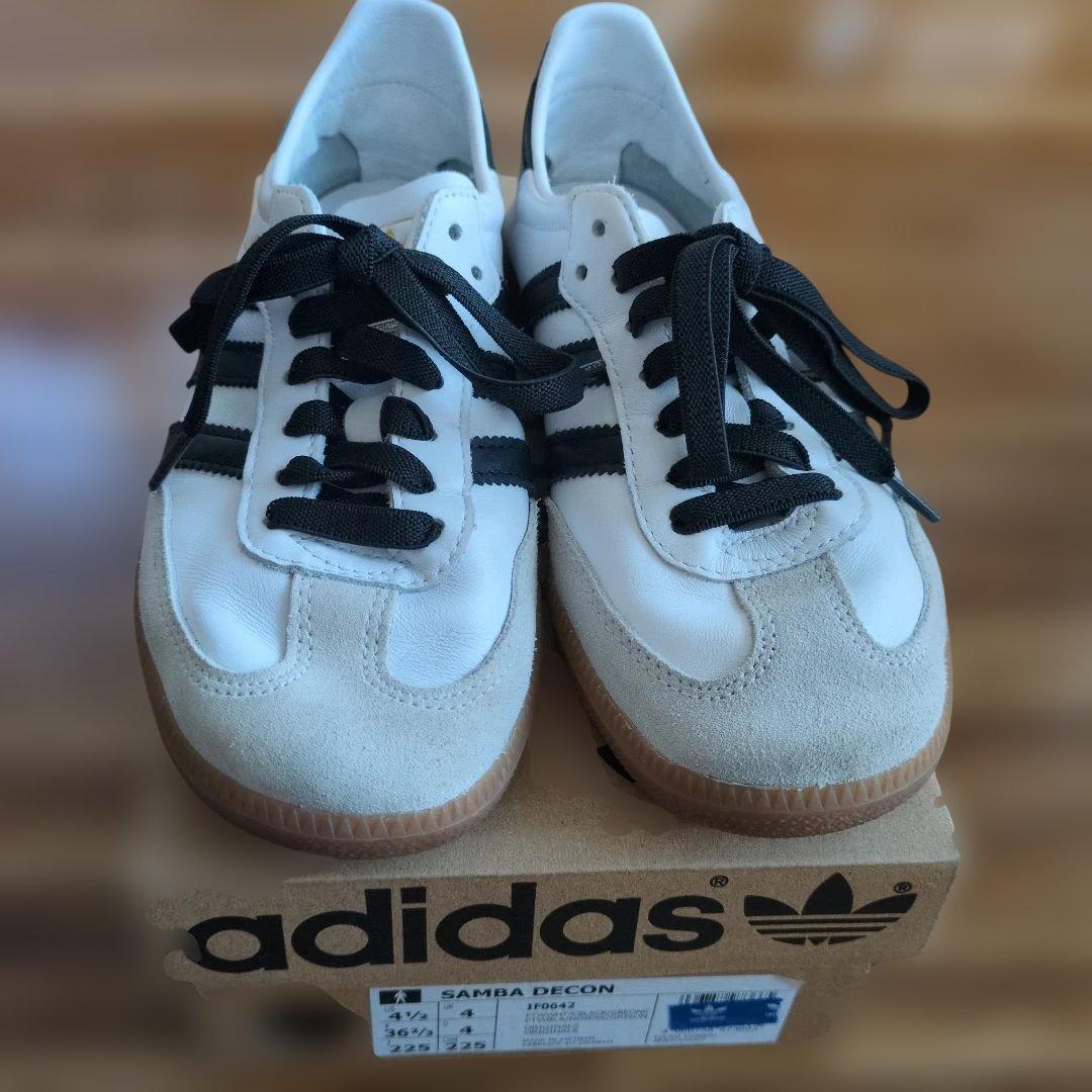 adidas Samba Decon ホワイト/ブラック 22.5