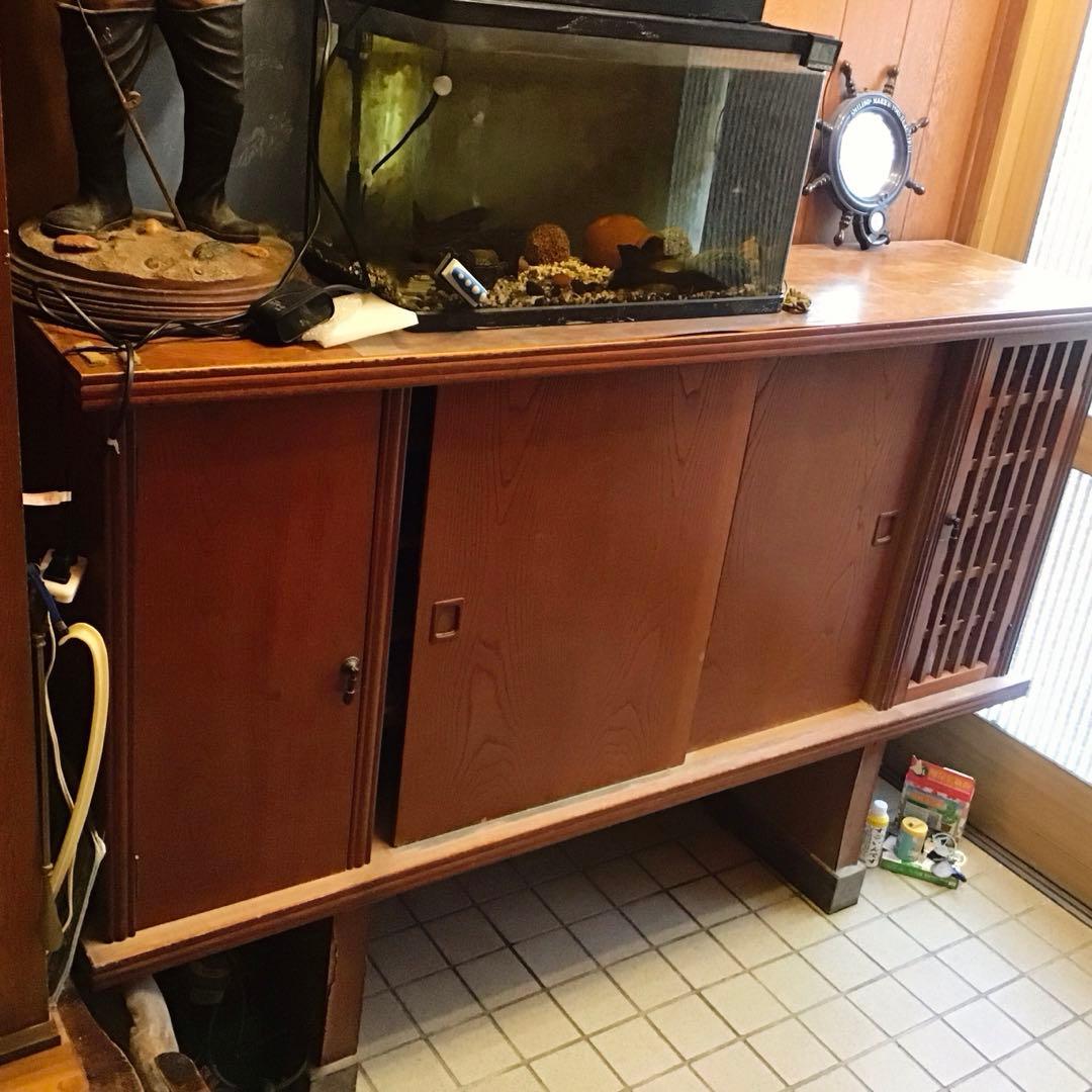 玄関台　　棚　キャビネット　レトロな雰囲気の家具　値下げ☆送料込みです☆近日削除
