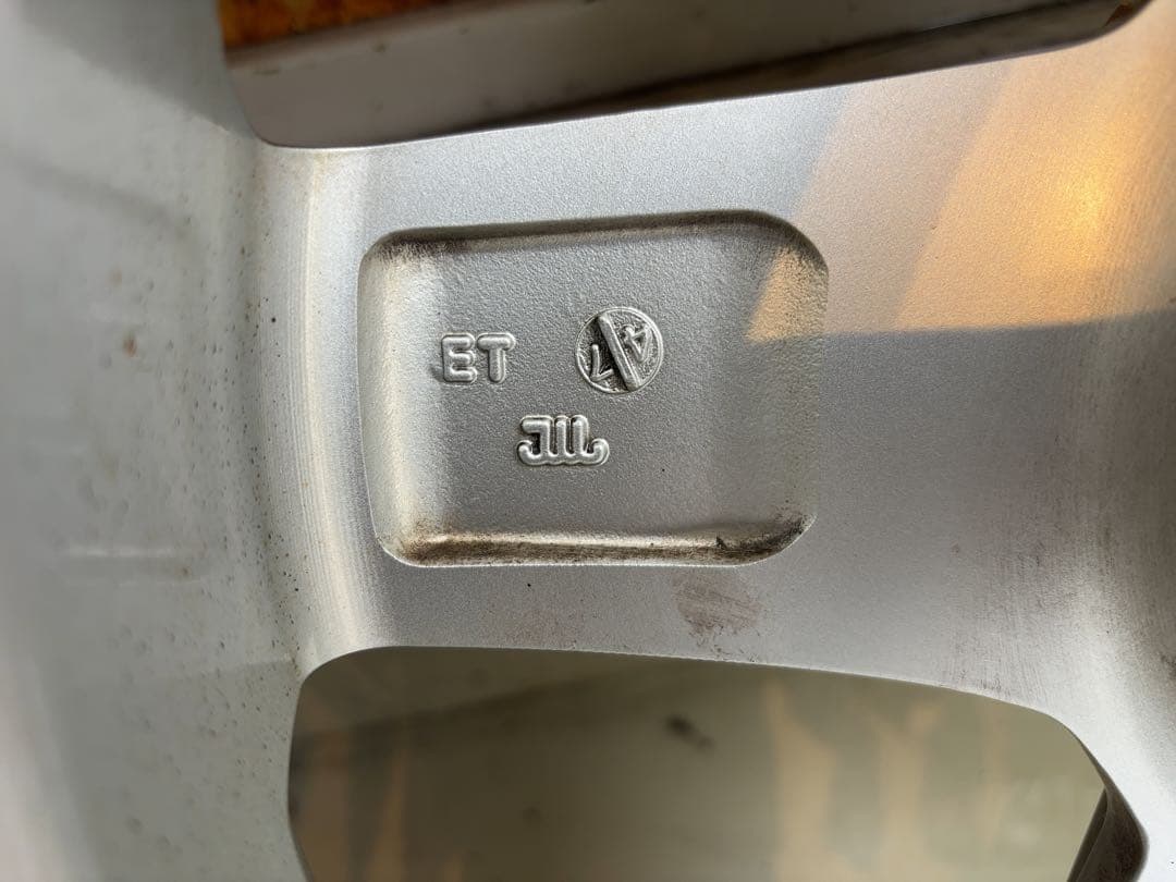 送料込225 50 17 ベンツ　W205等に　スタッドレスタイヤ付4本セット
