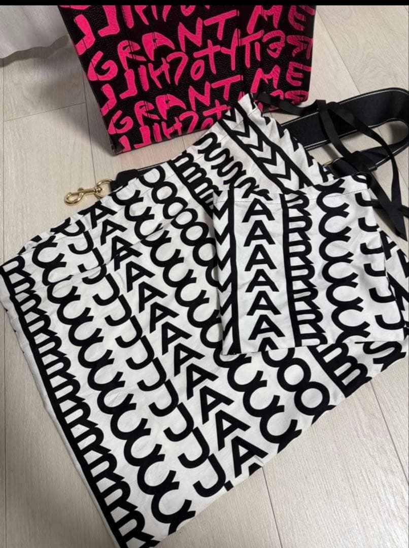 Mika☆MARC JACOBS TOTE BAG 限定品 松田元太着用