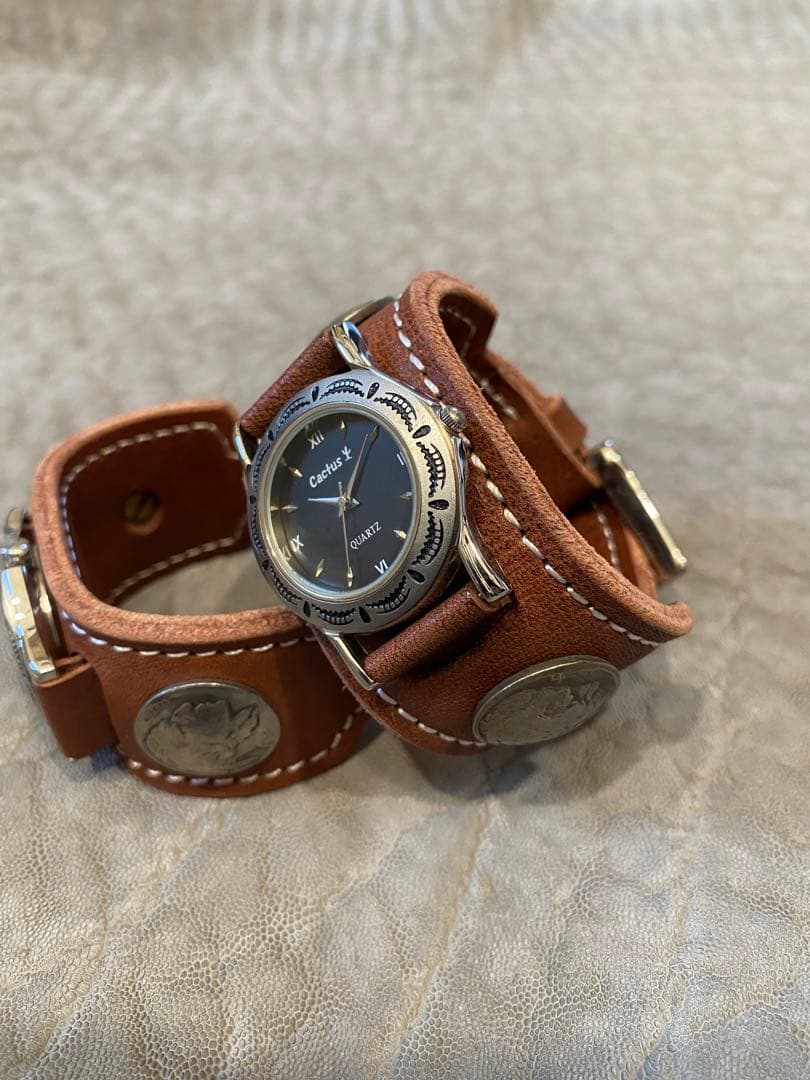 レザー腕時計　メンズ（Mサイズ）　ブラウン　ブレスレットウォッチ　文字盤ブラック