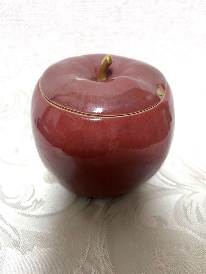 CHIN JUKAN POTTERY（沈壽官窯）　リンゴ型シュガーポット　薩摩焼