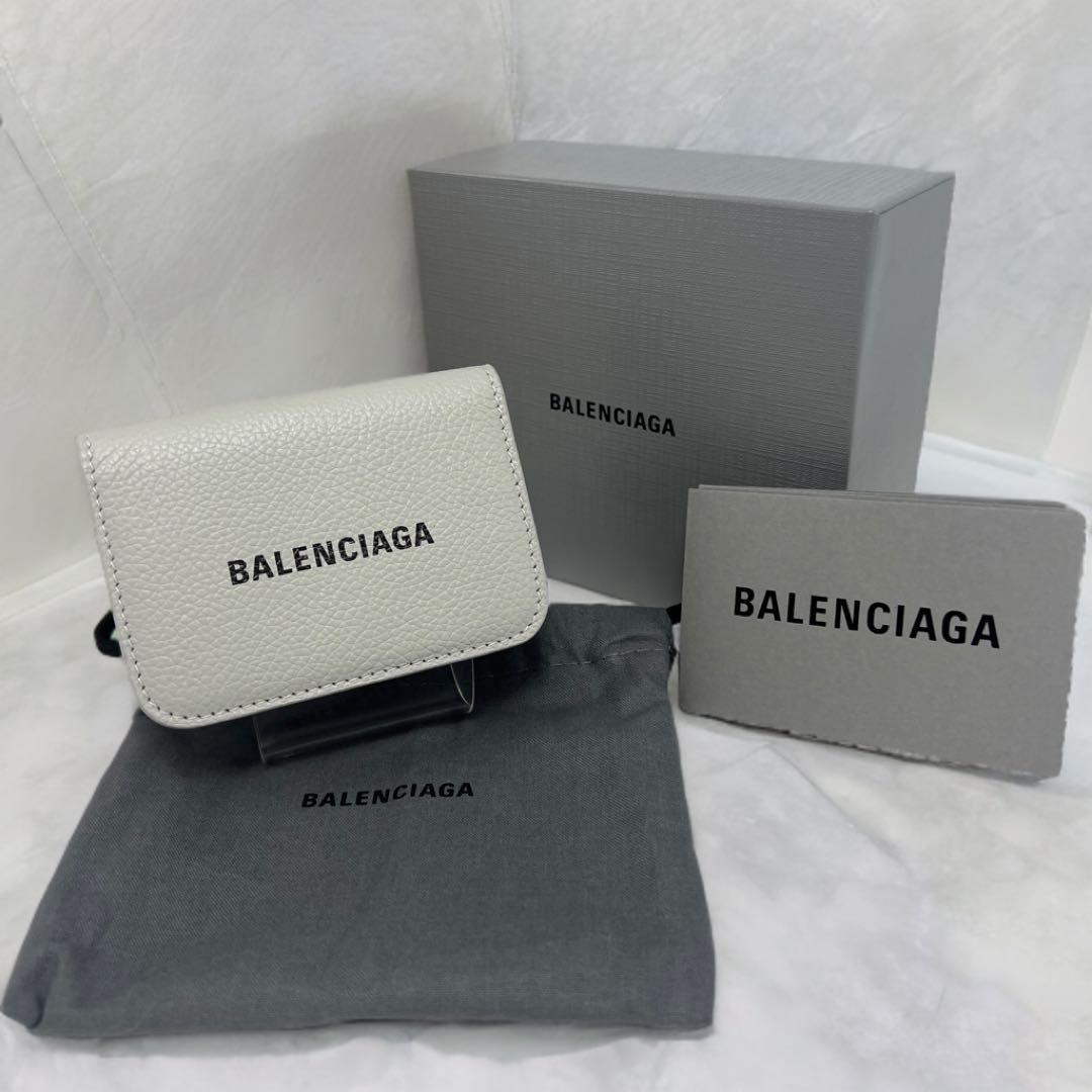 ✨極美品✨BALENCIAGA バレンシアガ エブリデイ　ミニウォレット