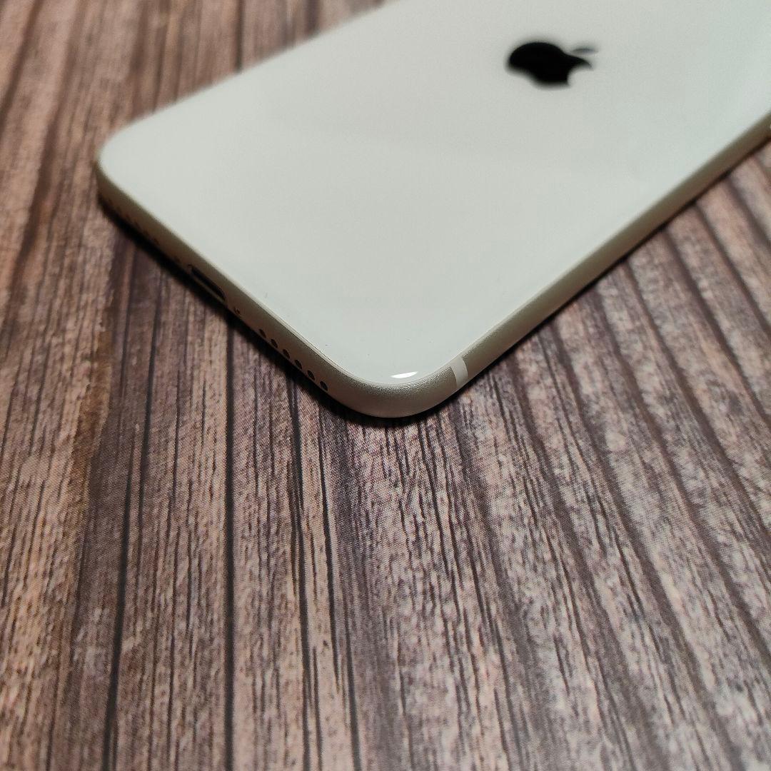 iPhone SE 第3世代 64GB バッテリー97% 美品 おまけ大量